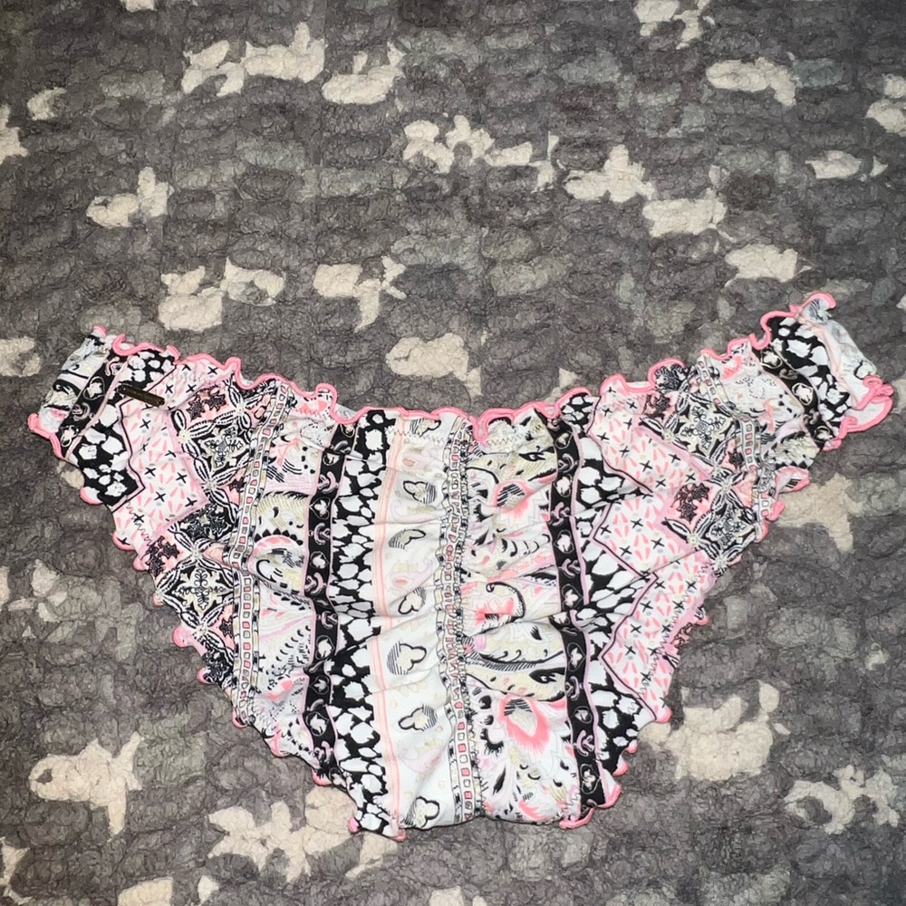 Victoria's Secret Black and Pink Patterned Bikini Bottoms - Picture 2 of 2